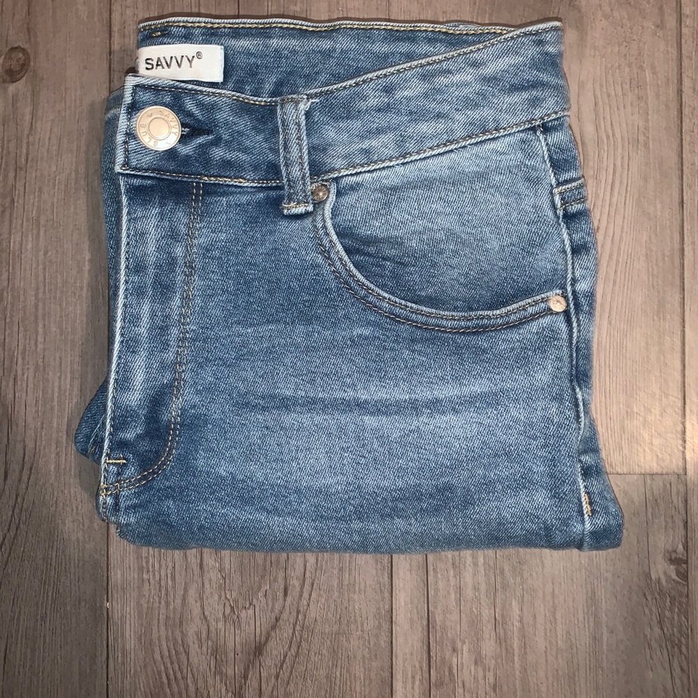 High waste mid wash Jeans